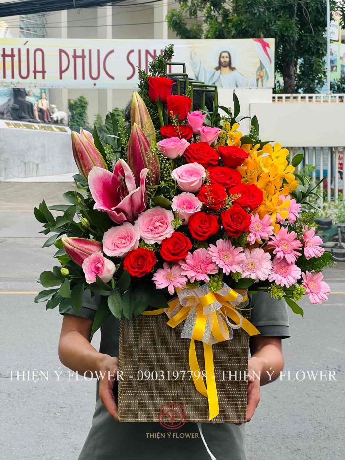 Giỏ Hoa Chúc Mừng 116